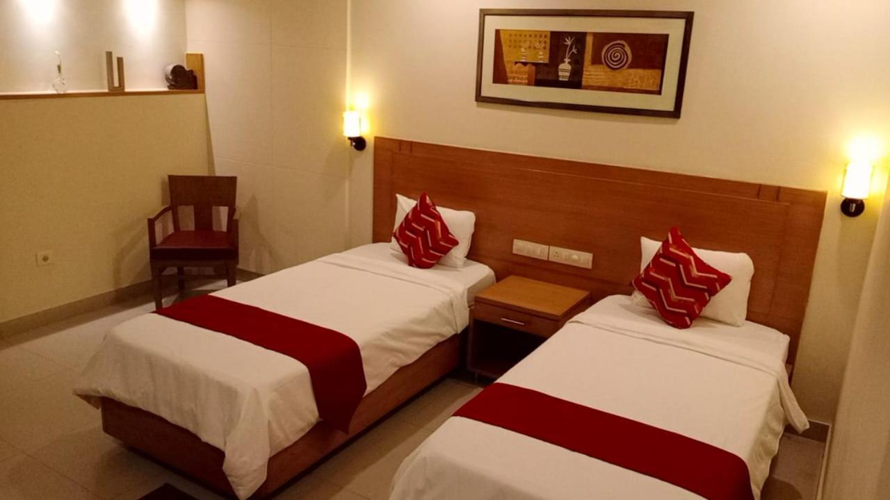 Fabhotel A&M - Nr Lv Prasad Institute, Banjara Hills Hajdarabad Zewnętrze zdjęcie